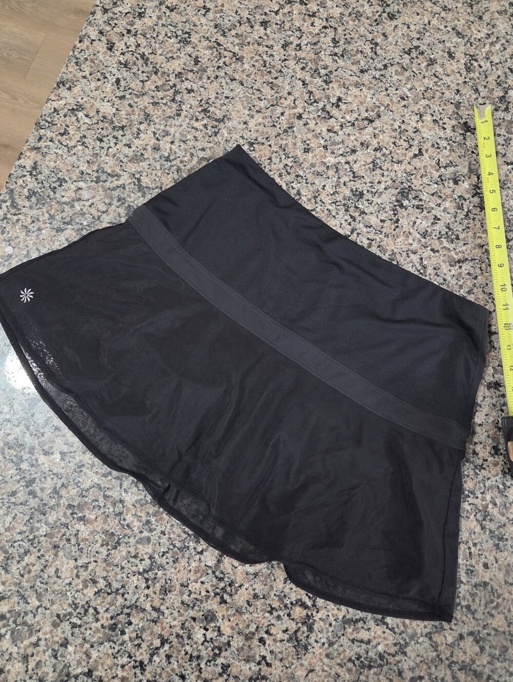 Athleta Upbeat Skort Medium Black Mesh Tennis Pickleball Golf Skirt Pockets